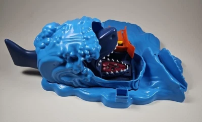 Hot Wheels Ultimate Garage Shark Attack Water Shark Part - Image 1 of 4
