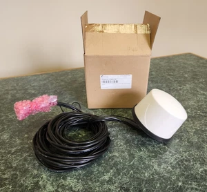 PCTEL/Maxrad GPSHPDLTEWIFI-SF Multiband Antenna, White - NEW - Picture 1 of 8