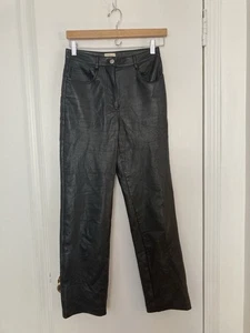 Pantalones de mezclilla Aritzia negros de imitación de cuero talla 2 - Imagen 1 de 5