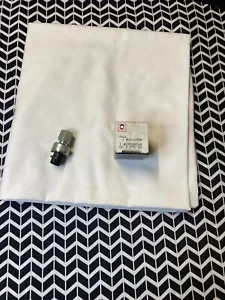 GM Delco A/C High Pressure Cycle Switch 2552910 - Picture 1 of 3