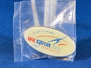 WK Sprint 2008 Heerenveen Thialf Speed Skating Pin in Package - Imagen 1 de 3