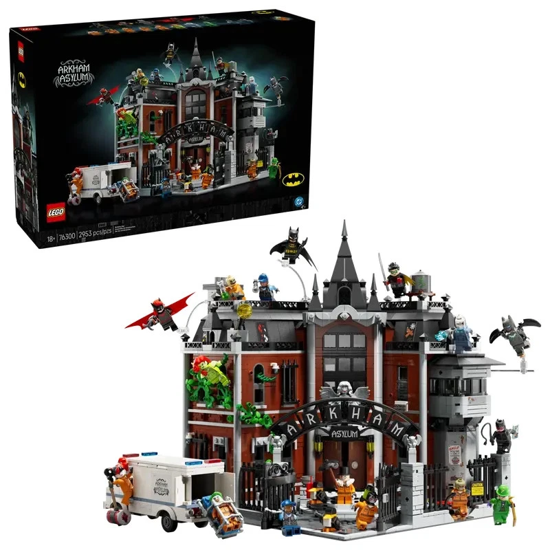IN HAND | LEGO DC Batman Arkham Asylum 76300 - Image 1 of 4