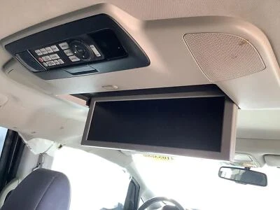 Used Infotainment Display fits: 2012 Honda Odyssey Canada market display screen - Image 1 of 4