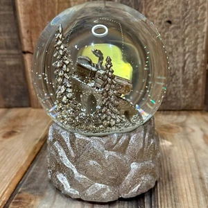 POTTERY BARN TEEN HARRY POTTER MUSICAL LIGHT UP SNOWGLOBE, HOGWARTS EXPRESS - Picture 1 of 14