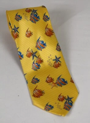 NWT LEONARD Paris Pastel Yellow Tropical Fish Pattern 100% Silk Tie 3.5 x 58 - Image 1 of 4