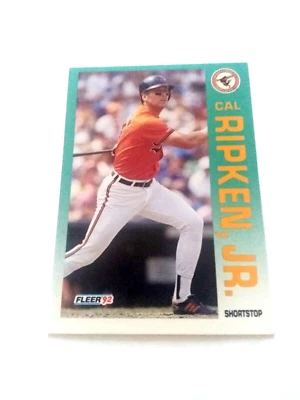 1992 Fleer Baseball Cal Ripken Jr #26 HOF Set Break NM-MT - Image 1 of 2