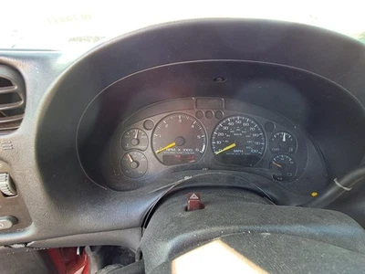 Velocímetro US Cluster con tacómetro compatible con 01-05 BLAZER S10/JIMMY S15 3749825 Foto 1 de 3