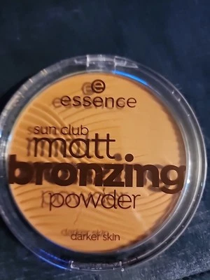 Essence | Sun Club Matt Bronzing Powder | 02 Sunny | Darker Skin - Image 1 of 2