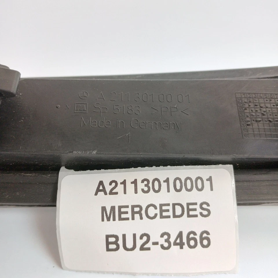 2006-2013 Mercedes-Benz S550 Accelerator throttle pedal A2113010001 - Image 1 of 4