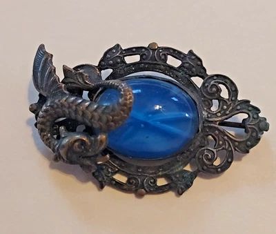 PIN/BROCHE/PIEDRA AZUL VINTAGE DRAGÓN PELTRE 1-3/4" ANCHO Foto 1 de 3