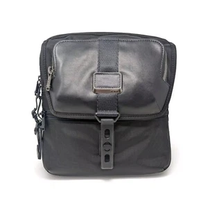 Nuevo Bolso Bandolera Expandible Tumi Alpha Bravo Arnold con Cremallera y Solapa * Negro * 232304D - Imagen 1 de 10