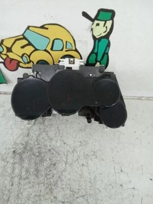 Cuadro de instrumentos velocímetro Pontiac Vibe 2005  Foto 1 de 3