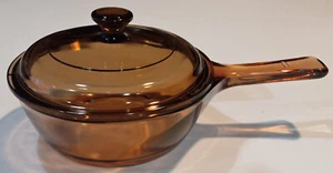 Vision Corning USA Amber Brown 0.5 L Sauce Pan Pyrex Lid P81C - Picture 1 of 24