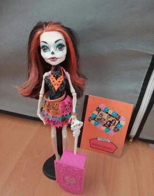 Skelita Calaveras Scaris City Of Frights 2012 Monster High Doll! *Complete* - Image 1 of 4