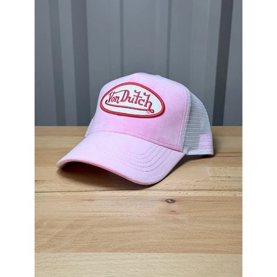 Sombrero de Camionero Von Dutch Rosa Terciopelo SnapBack Nuevo Auténtico ¡NUEVO CON ETIQUETAS! Precio de venta sugerido por el fabricante $89 Foto 1 de 3