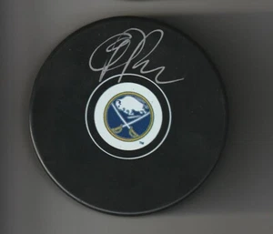 OWEN POWER BUFFALO SABRES AUTOGRAPHED SIGNED PUCK - NHL - Picture 1 of 1