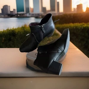 Schwarze Stiefelette der Marke Tamaris, Gr. 39 Echt Leder - Bild 1 von 8