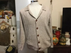 Mens Vintage Chunky Cardigan Wheat Colour Fleck VENETO merino Wool Chest 122cm - Picture 1 of 12