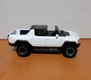 HOT WHEELS GMC Hummer EV HW HOT TRUCKS 3/10 - Picture 1 of 3