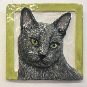 Kurzhaar Burmese Katze Keramik Portrait 3D Fliese Bas-RELIEF Handarbeit Alexander Art - Bild 1 von 4