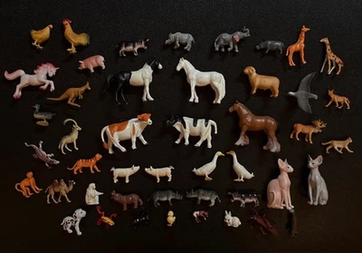 Lot of 45 Collectible Mixed Animal Figures Variety Of Brands/Many Are Vintage! - Image 1 of 4