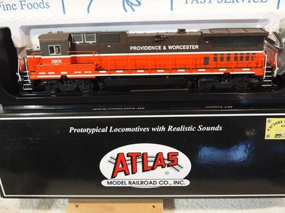 ATLAS 10004327 H.O.  DASH-8-39B  PROVIDENCE & WORCESTER  3905 pre-g+w DCC /SOUND - Image 1 of 3