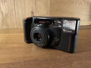 *Mint* Fuji Fujifilm Zoom Cardia 700 Date AF Point & Shoot Film Camera 35-70mm - Picture 1 of 12