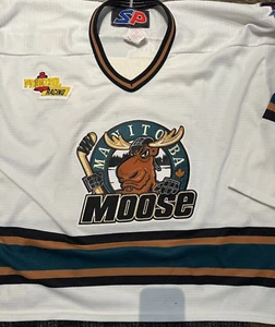 Vintage Manitoba Moose SP Hockey Trikot Jesse Schultz #22 HOME weiß AHL Canucks XL - Bild 1 von 11