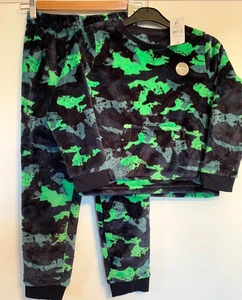 Boys Camo Fleece Pyjama Set Age 7-8 Years NWT - Picture 1 of 3