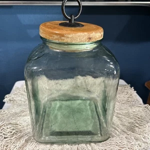 LARGE VINTAGE GREEN GLASS JAR WITH WOODEN LID, 5.5" X 9" - Bild 1 von 7