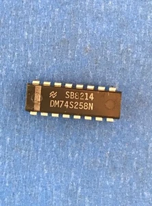 3 PIEZAS - DM74S258N Multiplexor de cuatro 2 líneas a 1 línea, salida invertida - Imagen 1 de 2