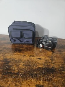 Olympus Infinity Superzoom 300 35mm SLR Film Camera Zoom lens 105 mm With Case - Picture 1 of 6