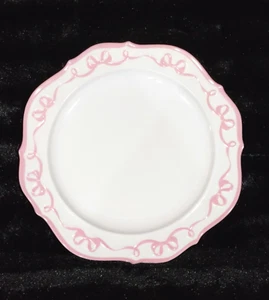 8pc Pink Coquette Ribbon Scroll Bows on White Melamine Plates 11" Viral Tiktok - Picture 1 of 7