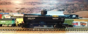 PROTO 2000 DOW CHEMICAL 8,000 GAL. TYPE 21 RIVITED TANK CAR DOWX #38322 HO SCALE - Picture 1 of 10