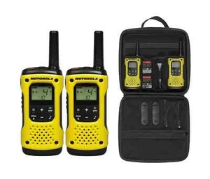 2 x Motorola TLKR T92 Licence-free Two Way Radios H20 Long Range 10km Twin - Zdjęcie 1 z 2