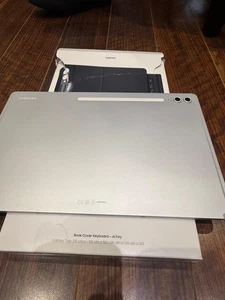 Samsung Galaxy Tab S10 Ultra 14.6" Tablet 512GB, Platinum Silver AI KEYBOARD - Picture 1 of 3