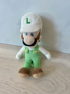 Juguete de peluche Little Buddy Super Mario Bros Fire Luigi 9" usado en excelente estado - Imagen 1 de 5