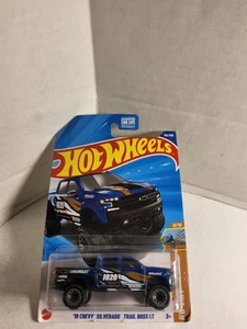 2025 Hot Wheels HW Dirt 8/10-'19 CHEVY SILVERADO TRAIL BOSS LT - 152/250 - HYY97 - Picture 1 of 12