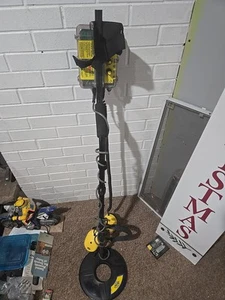 Whites Beach Hunter ID Multi-frequency Metal Detector  - Picture 1 of 8