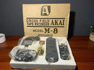 Kit de accesorios grabadora de cinta de campo cruzado Akai M-8 de colección - Imagen 1 de 4