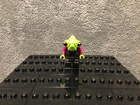 Lego Alien Pilot minifigure ac002 Alien Conquest 7050, 7067, 7052 Minifigure
