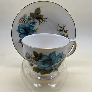 Queen Anne Fine Bone China Teacup & Saucer Set Blue Florals - England - Picture 1 of 5