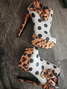 Iron Fist High Heels Size 8 - Picture 1 of 2