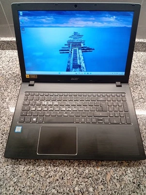Acer E5 576 i7 7500U 12 GB RAM Win11 - Immagine 1 di 4