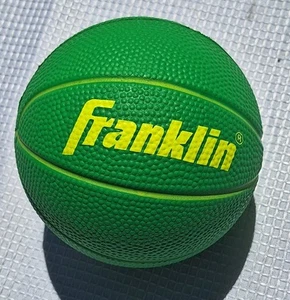 Franklin Kroger grün & gelb Mini Schaumstoff Basketball 5" - Bild 1 von 3