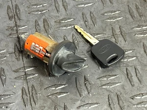 2003-04 Ford Mustang SVT Cobra Ignition & Key 283 - Picture 1 of 6