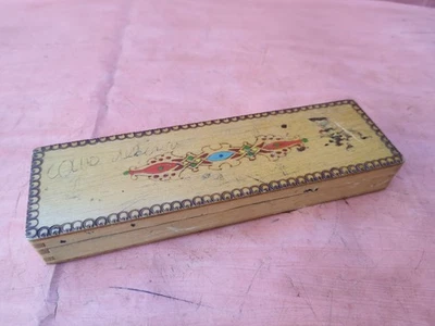 VINTAGE WOODEN PENCIL HOLDER RUSTIC DESK ORGANAIZER RETRO ANTIQUE COLLECTIBLE - Image 1 of 4