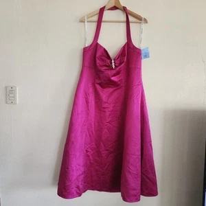 David's Bridal Pink Azalea Fuchsia Halter A Line Bridesmaid Dress NWT Size 16 - Picture 1 of 13