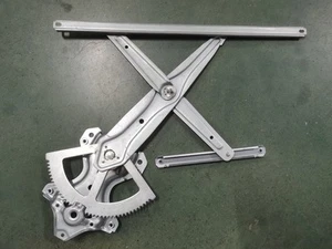 Front Right Window Regulator Without Motor for Toyota Kluger GSU50 13-19 - Picture 1 of 2