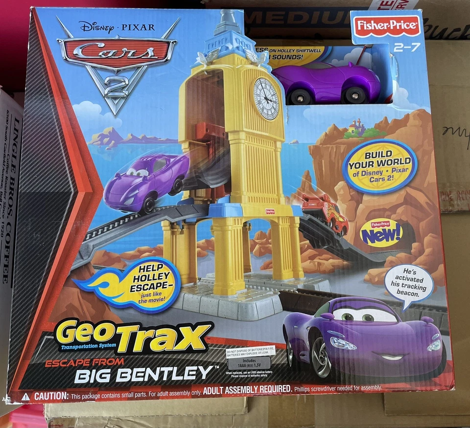 GeoTrax Disney Pixar Cars 2 Escape From Big Bentley W/ Holley 2010 USA